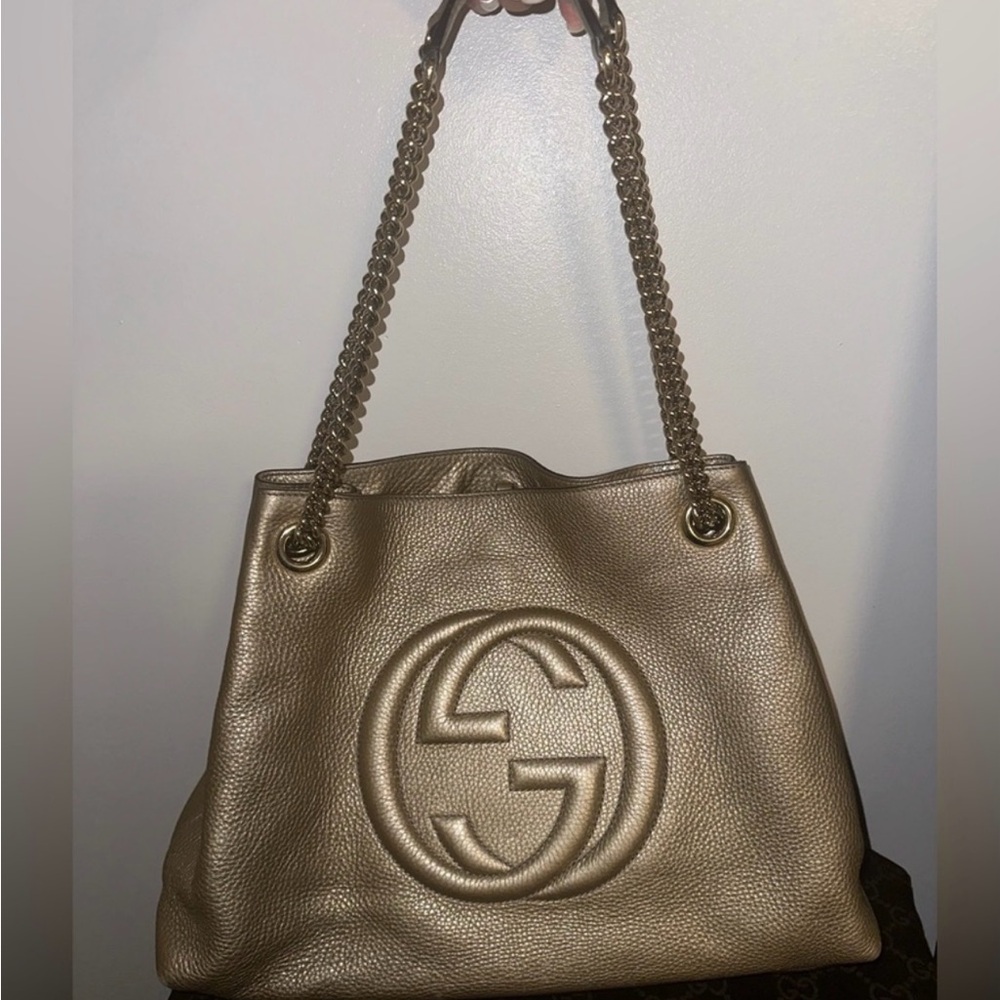 Authentic Gold Gucci SoHo chain shoulder bag